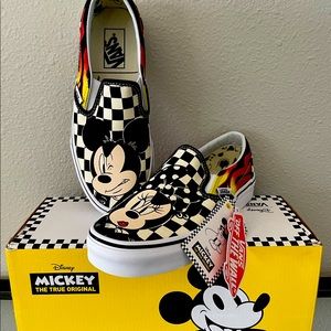 Brand new…mint condition Mickey and Minnie Mouse Checkered Flame Vans